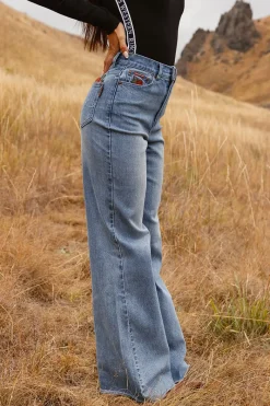 Outlet Ringers Western Visalia Rose Womens Wide Leg Jean - Light Wash Blue